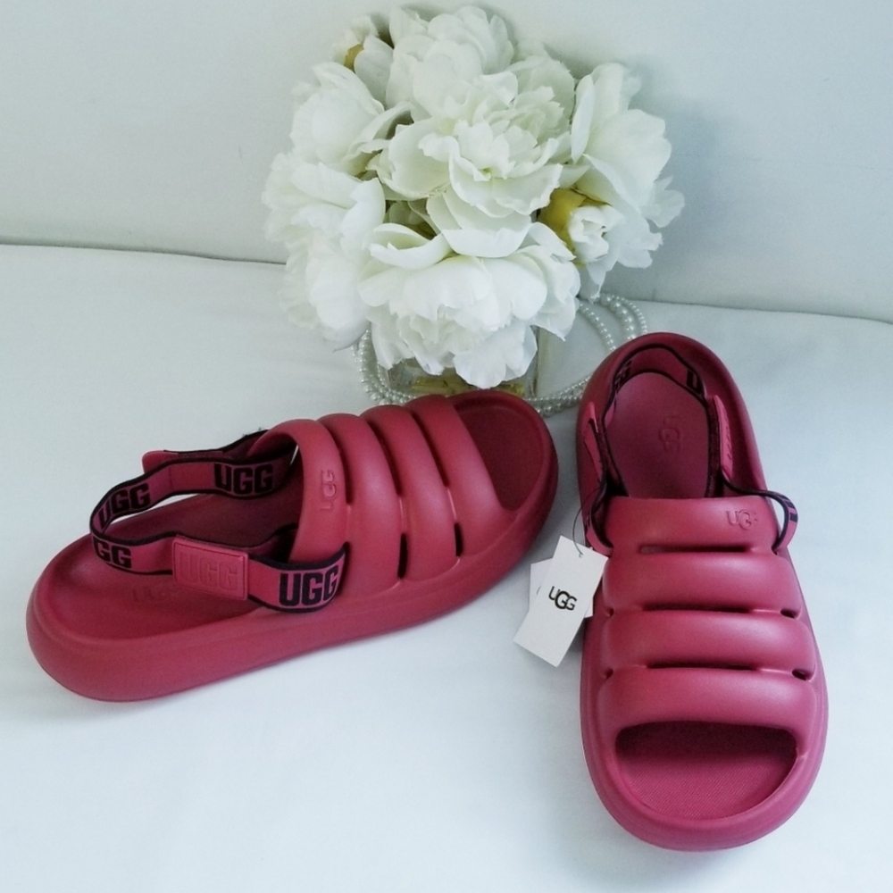 UGG Men's Sport Yeah Water-Resistant Sandals / Slides in Samba Red NWT Size 10
